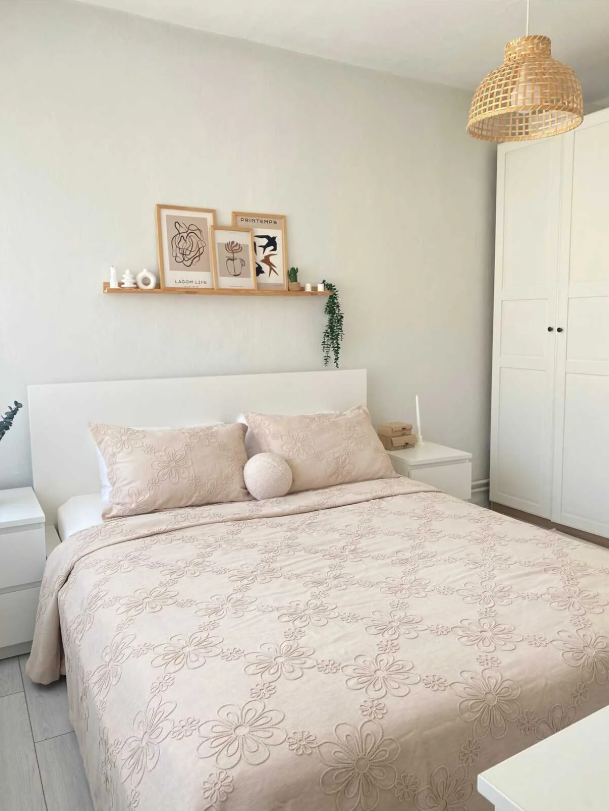 Sevgi Bahçesi Fırfırsız Çift Kişilik Yatak Örtüsü – Vizon 240x260 Pamuk Dokuma