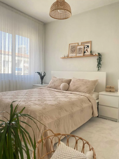 Sevgi Bahçesi Fırfırsız Çift Kişilik Yatak Örtüsü – Vizon 240x260 Pamuk Dokuma