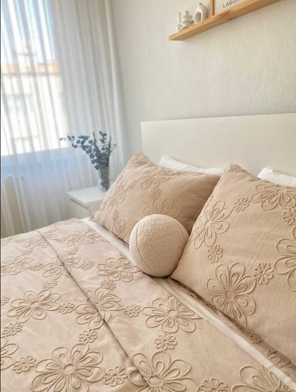 Sevgi Bahçesi Fırfırsız Çift Kişilik Yatak Örtüsü – Vizon 240x260 Pamuk Dokuma